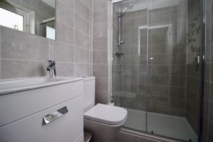 En-Suite- click for photo gallery
